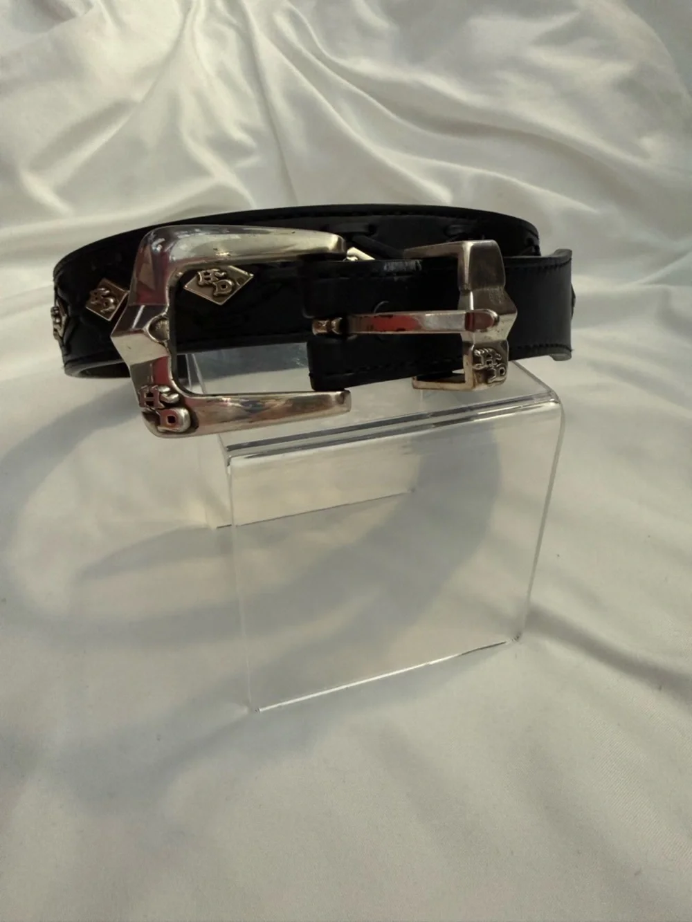 EUC Vintage Harley Davidson Silver-tone Diamond Logo Studded Leather Belt 32